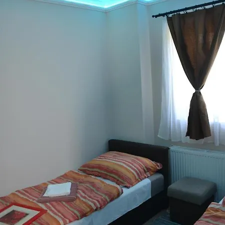 Aba - Boebe Vendeghaz Apartment