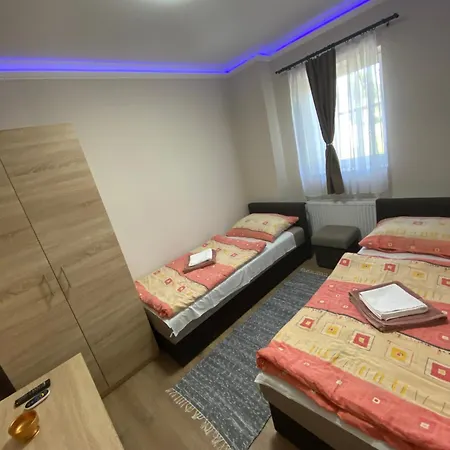 Aba - Boebe Vendeghaz Apartment *