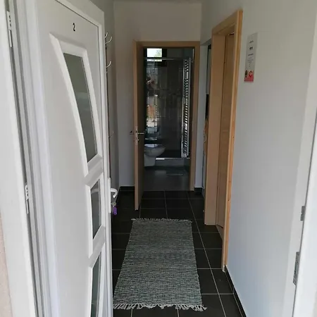 Aba - Boebe Vendeghaz Apartment *