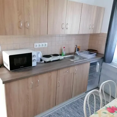 Aba - Boebe Vendeghaz Apartment